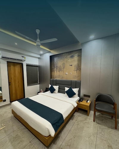 Super Deluxe Room